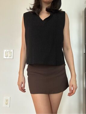 Zara Black Ribbed V-Neck Sweater Vest